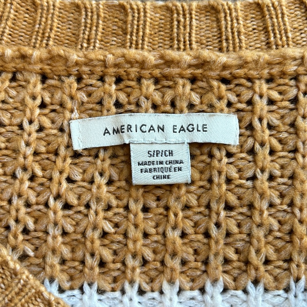 American Eagle cropped sweater S - Picture 3 of 4